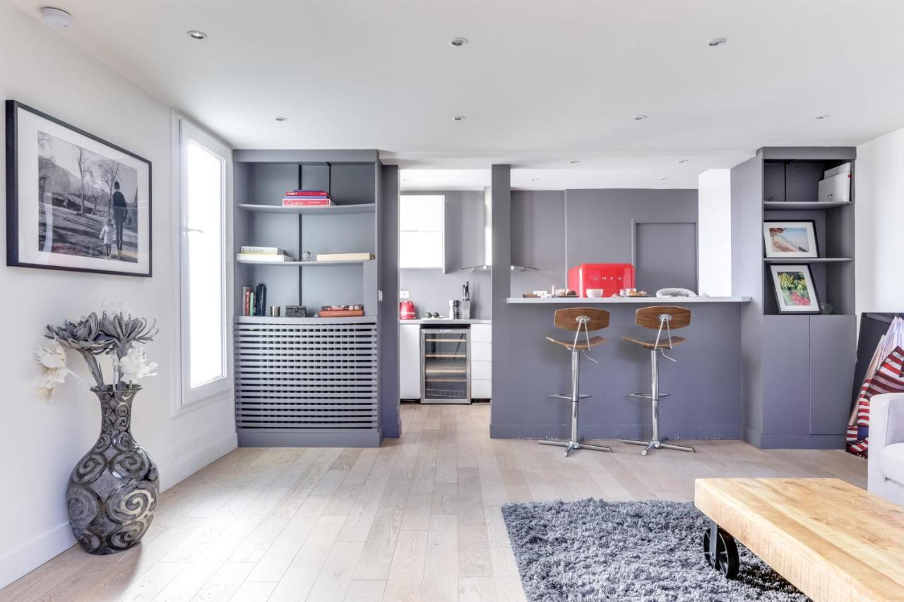 Guestready - Appartement Terrasse Vue Tour Eiffel パリ エクステリア 写真