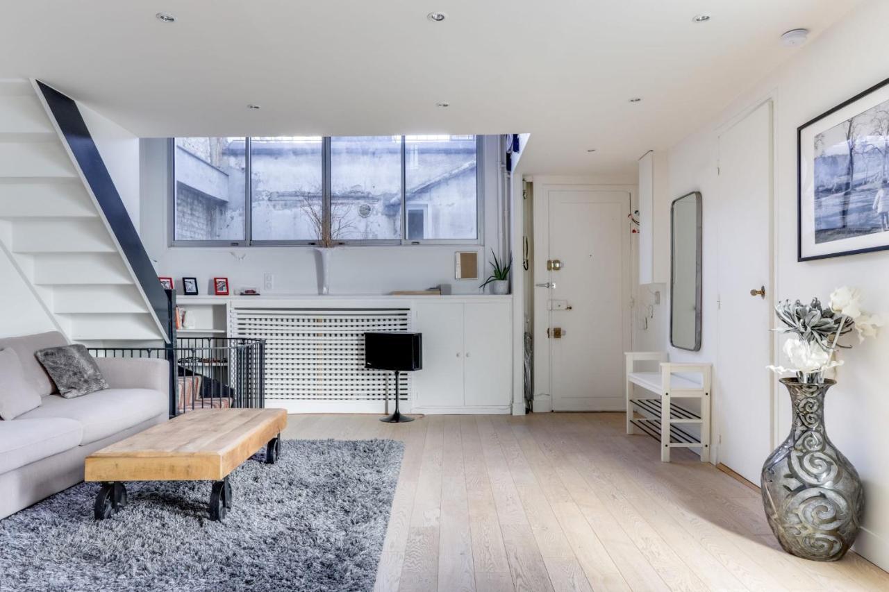Guestready - Appartement Terrasse Vue Tour Eiffel パリ エクステリア 写真